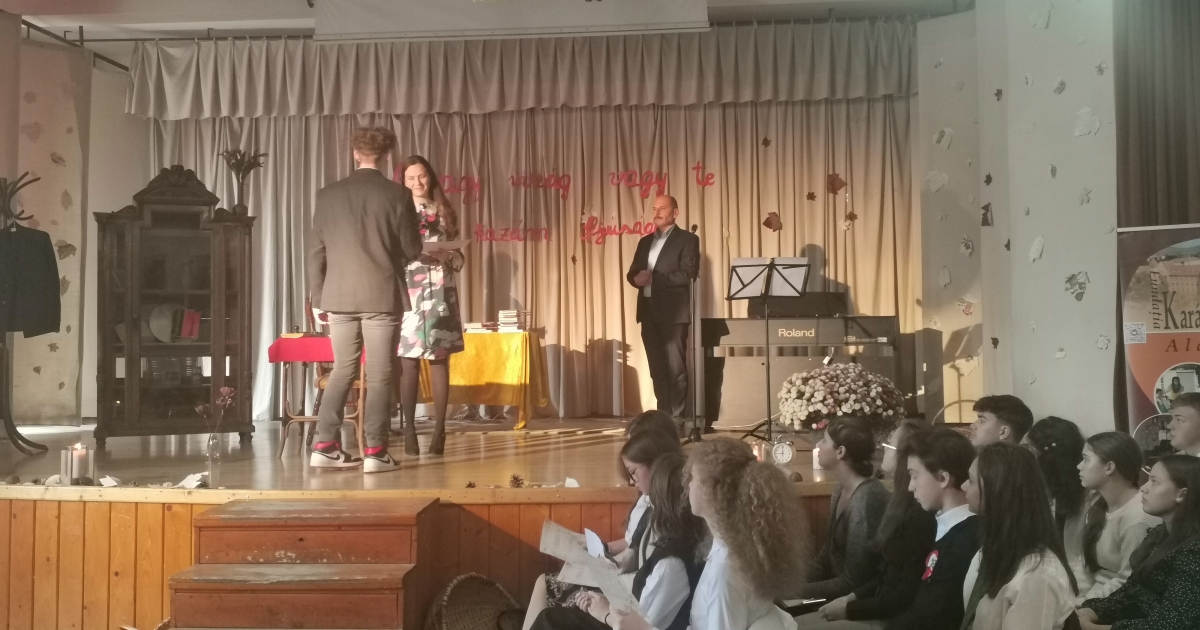 Petőfit szavaltak a középiskolások